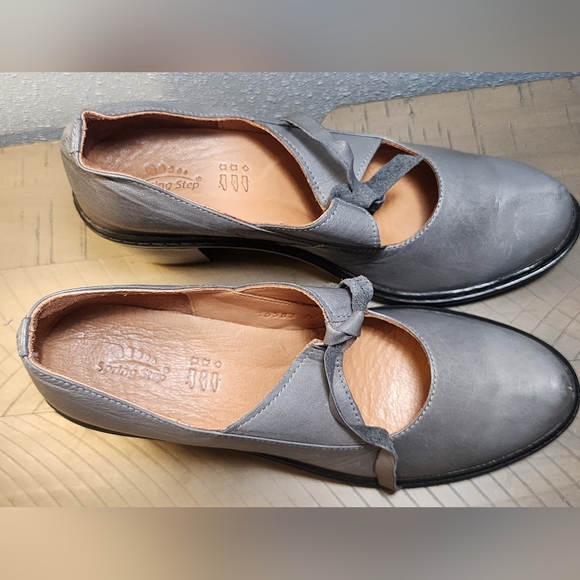 NWT Spring Step Welch grey leather mary janes, size 40 (9). - Picture 4 of 7